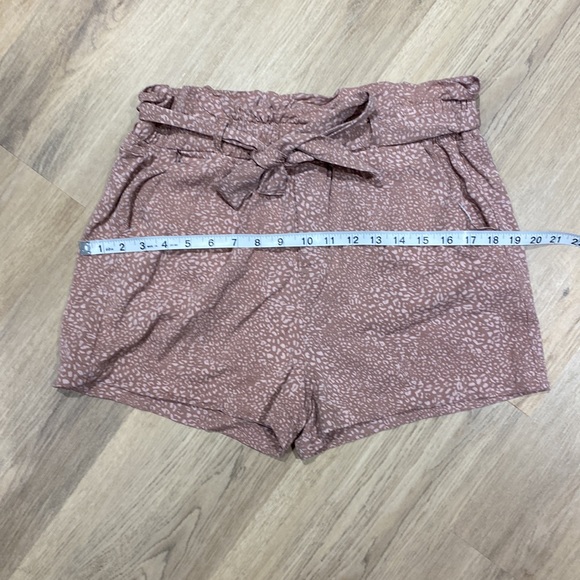 Thread & Supply Paperbag Waist Shorts - Picture 8 of 9